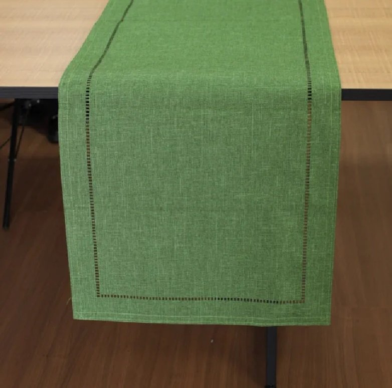 trilho de mesa glamour musgo 1
